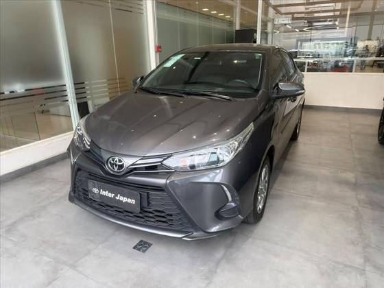 TOYOTA YARIS 1.5 16V FLEX SEDAN XS MULTIDRIVE TOYOTA YARIS 1.5 16V FLEX SEDAN XS MULTIDRIVE